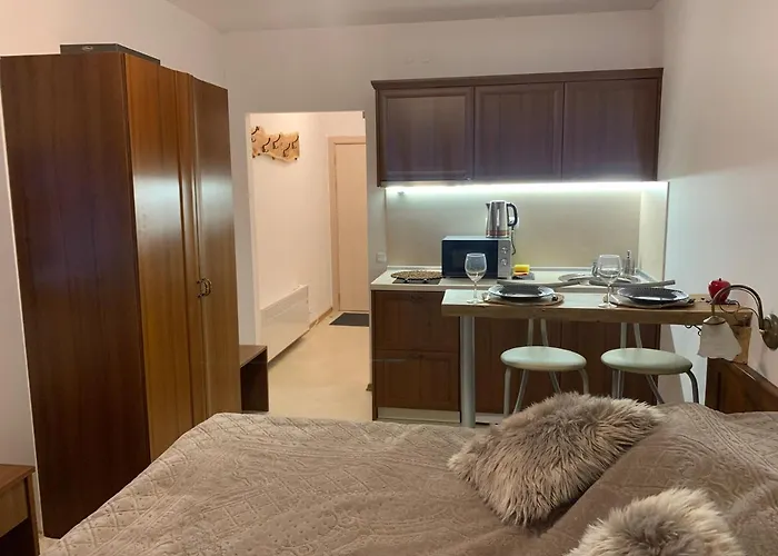 To Door De Luxe Апартамент *